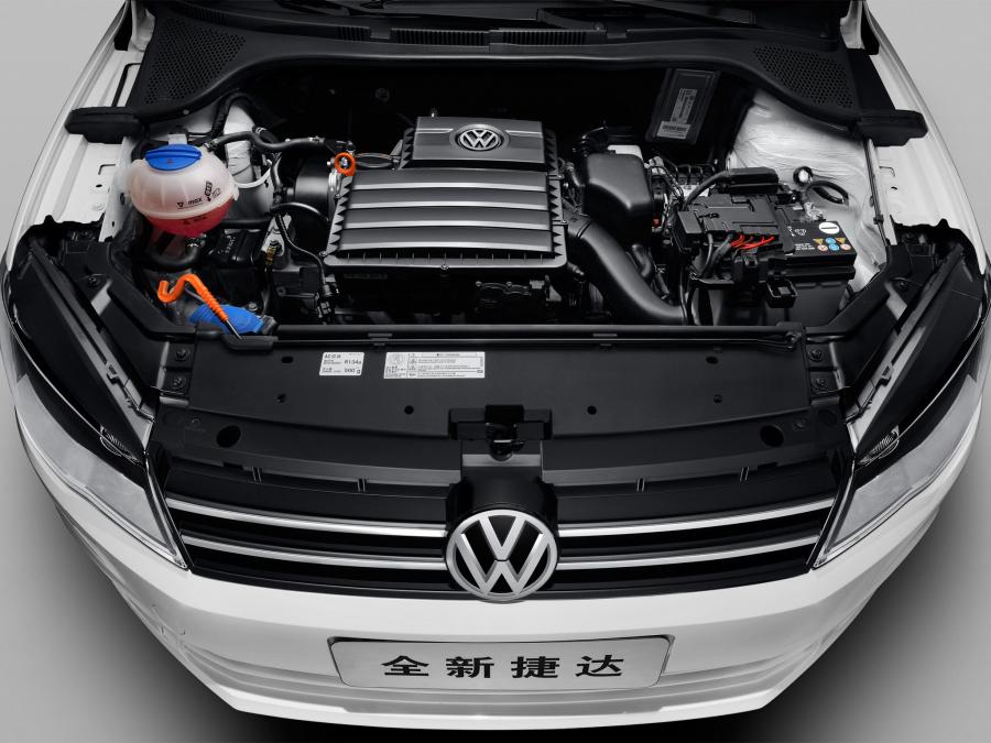  Volkswagen Jetta 2013 года  (CN) (фото 10 из 12)